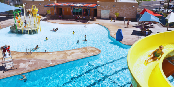 This is a picture of a Las Vegas public swimming pool in our Valley-Wide Municipal Swimming Pools Guide for Las Vegas