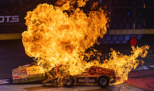 two battlebots collide and catch on fire in Las Vegas show